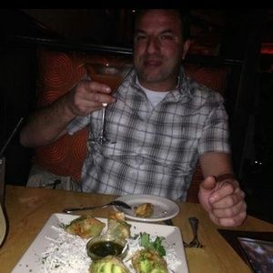 Meet your Posher, Sarkis